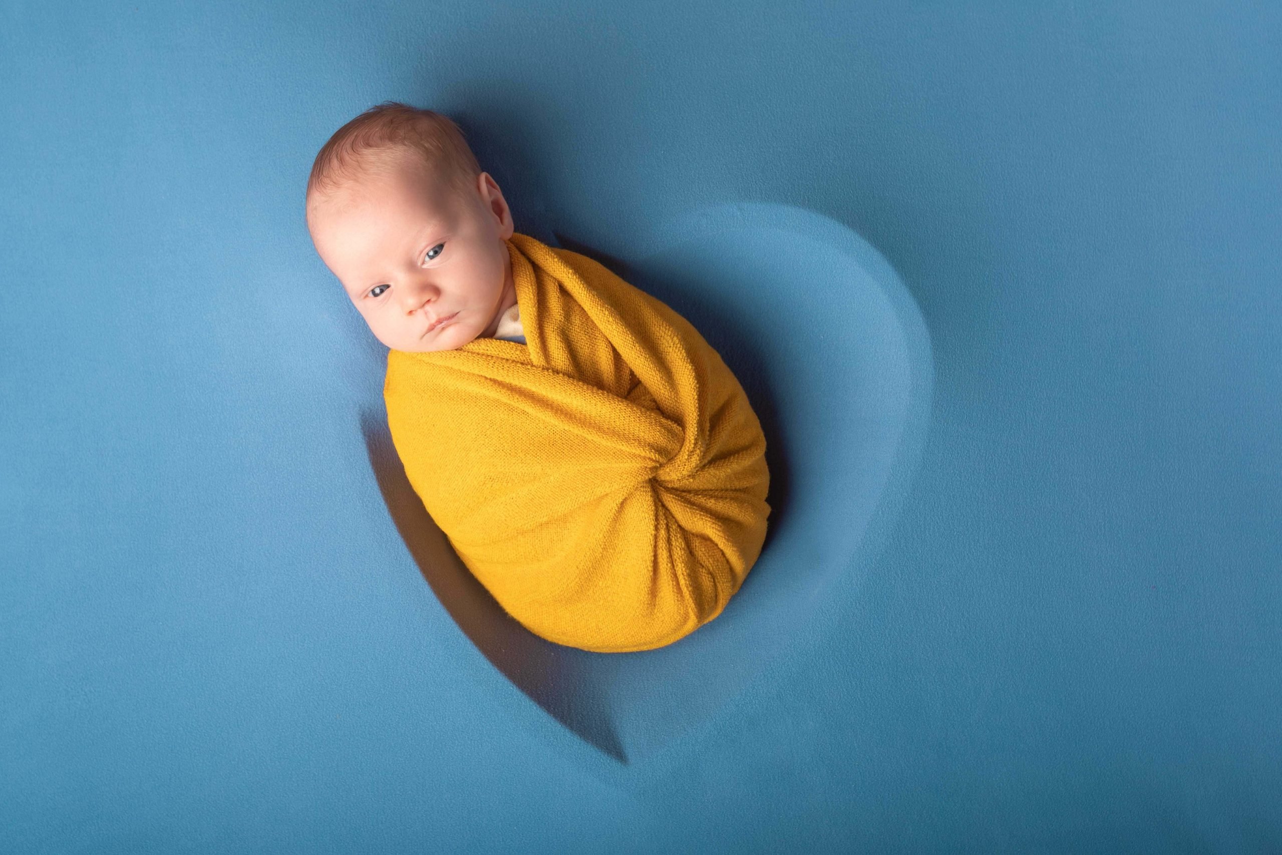 newborn wrapping 